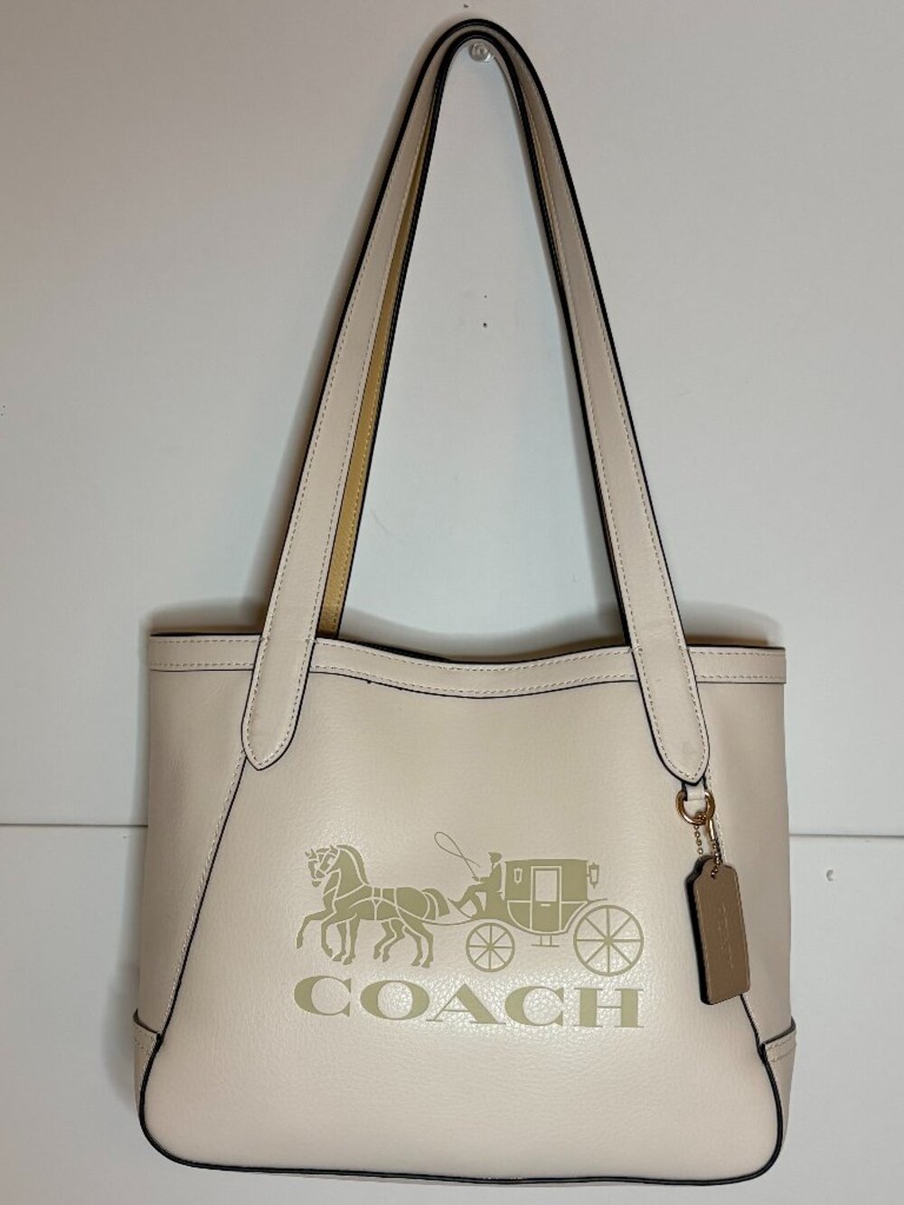 Coach C4062 Leather Tote Bag 27 Chalk/Vanilla Cream Color w/Horse & Carriage Med